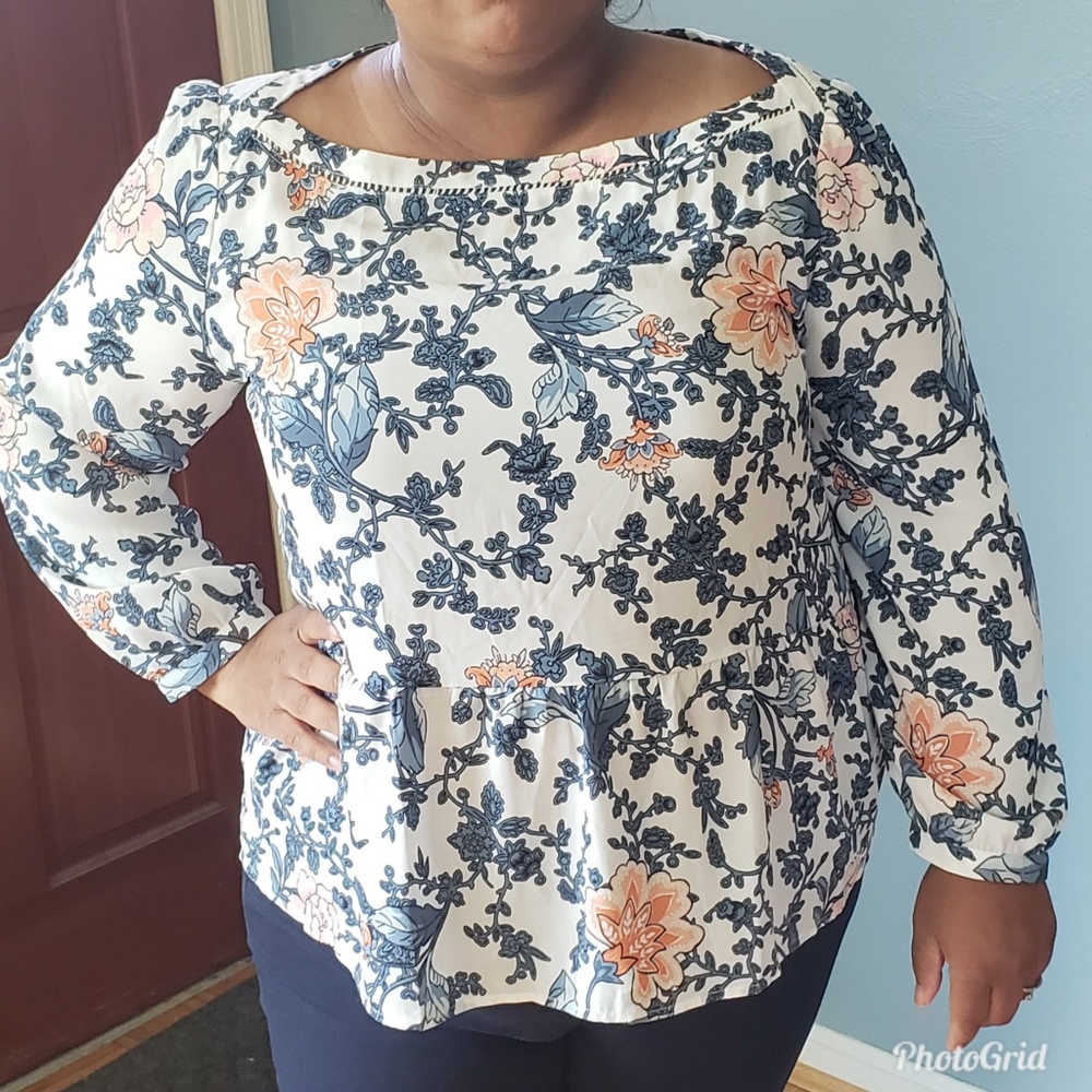 *SUMMER SALE* Loft XL NWOT peplum floral top